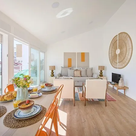 Ocean Balcony Penthouses, By Timecooler Costa de Caparica