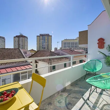 Ocean Balcony Penthouses, By Timecooler Apartmán *