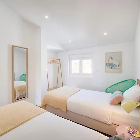 Ocean Balcony Penthouses, By Timecooler Costa de Caparica