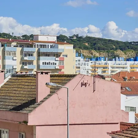 Ocean Balcony Penthouses, By Timecooler Apartmán *