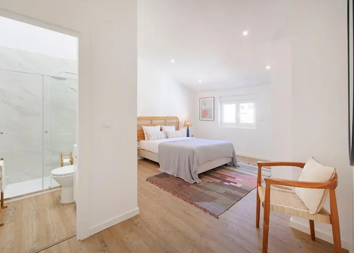 Ocean Balcony Penthouses, By Timecooler Апартаменты