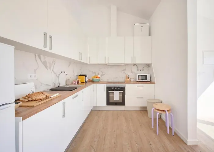 Апартаменты Ocean Balcony Penthouses, By Timecooler