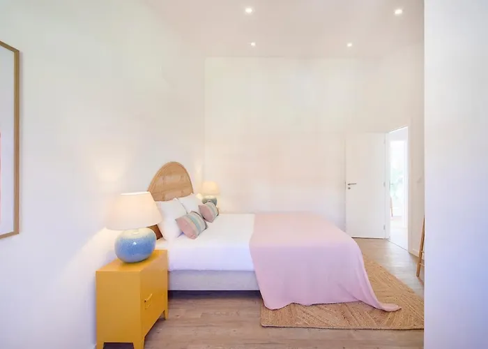 Ocean Balcony Penthouses, By Timecooler Апартаменты