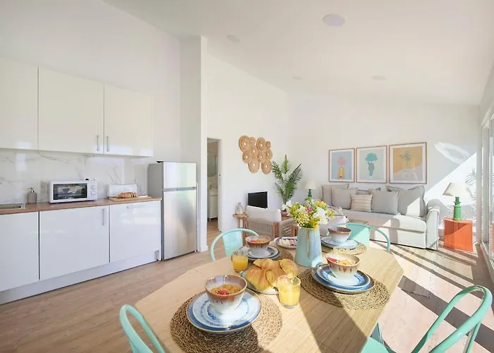 Апартаменты Ocean Balcony Penthouses, By Timecooler *