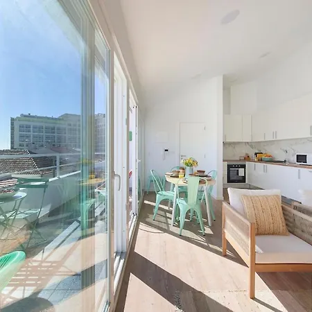 Ocean Balcony Penthouses, By Timecooler Costa de Caparica