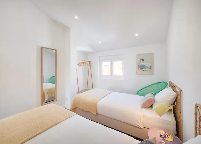 Ocean Balcony Penthouses, By Timecooler Costa de Caparica