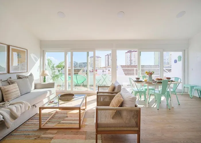 Ocean Balcony Penthouses, By Timecooler Διαμέρισμα *