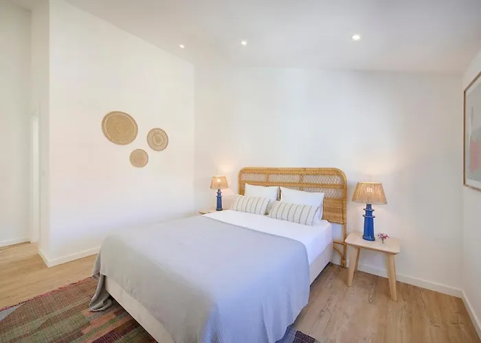 Ocean Balcony Penthouses, By Timecooler